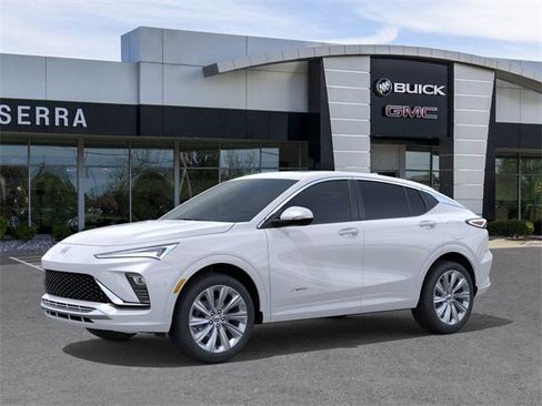 New 2025 Buick Envista Avenir image 2