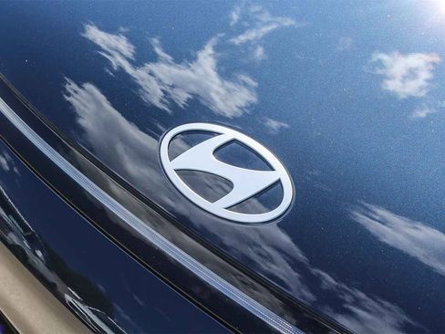 New 2026 Hyundai Kona Limited image 13