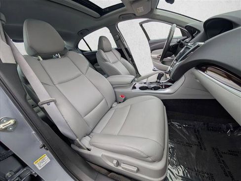 Used 2015 Acura TLX FWD image 22