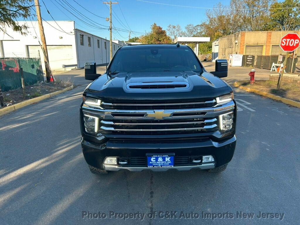 Used 2021 Chevrolet Silverado 2500 High Country w/ Technology Package AWD/4WD image 4
