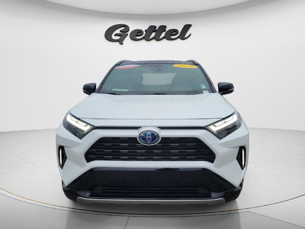 Certified 2024 Toyota RAV4 XSE AWD/4WD image 2