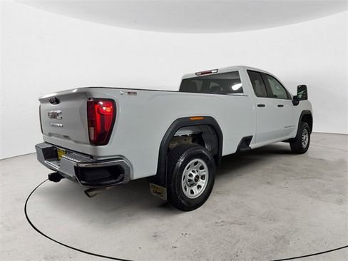 Used 2024 GMC Sierra 2500 Pro w/ Convenience Package image 5