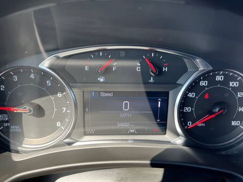 Used 2024 GMC Terrain SLE FWD image 16