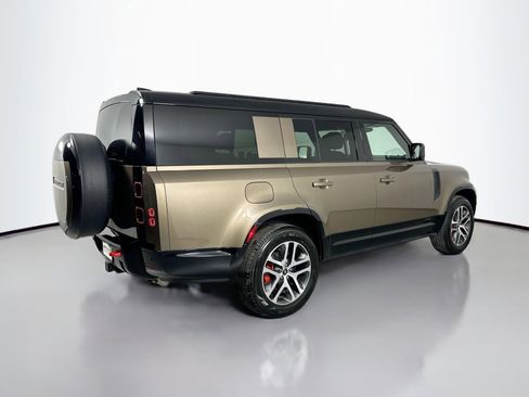 Used 2025 Land Rover Defender 130 X image 5