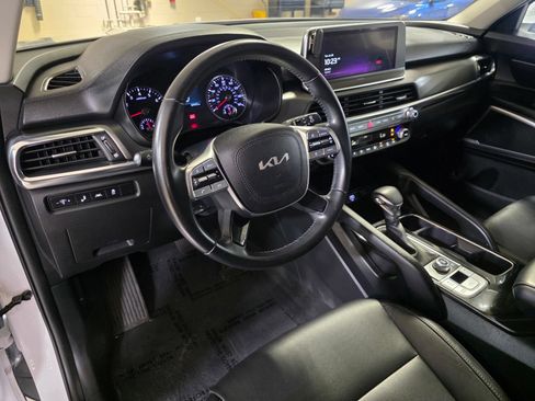 Used 2022 Kia Telluride LX AWD/4WD image 25