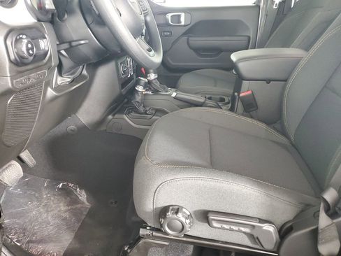 New 2026 Jeep Gladiator Sport image 11