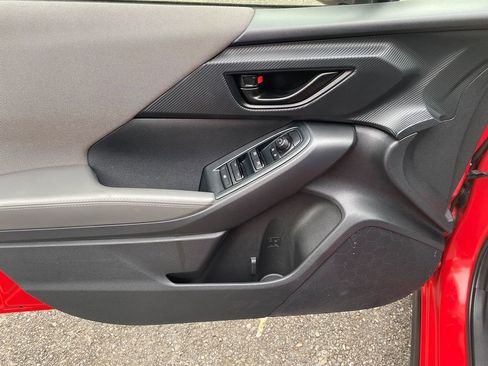 Used 2024 Subaru Crosstrek 2.0i Premium image 11