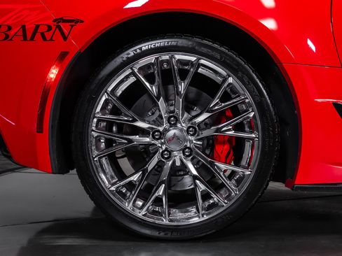 Used 2015 Chevrolet Corvette Z06 w/ 2LZ Preferred Equipment Group RWD image 21