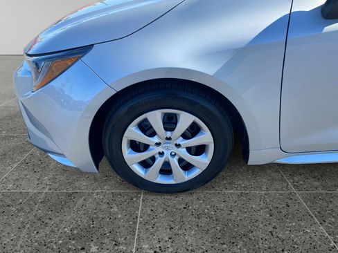 Used 2025 Toyota Corolla LE image 14