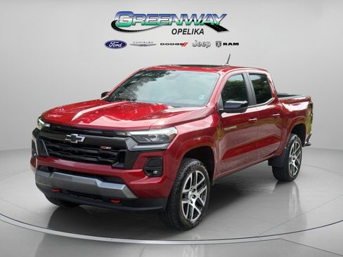 Used 2023 Chevrolet Colorado Z71 w/ Z71 Convenience Package 2 AWD/4WD image 14