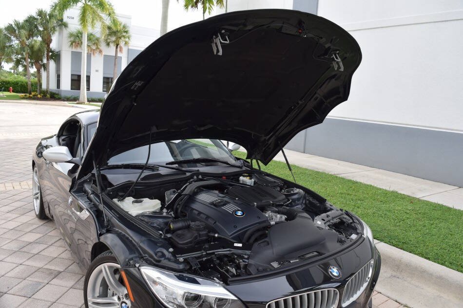 Used 2014 BMW Z4 sDrive35is RWD image 89