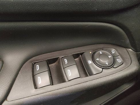 Used 2020 Chevrolet Equinox LT AWD/4WD image 27