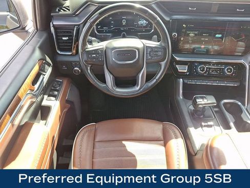 Used 2025 GMC Sierra 1500 Denali Ultimate AWD/4WD image 3