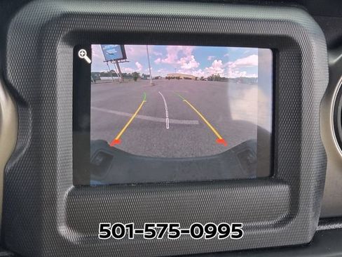 Used 2023 Jeep Gladiator Sport AWD/4WD image 27