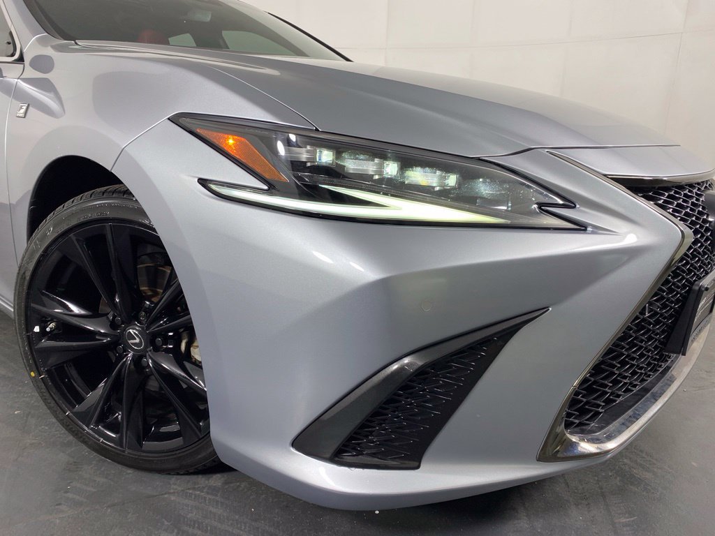 Certified 2022 Lexus ES 300h F Sport w/ Accessory Package 2 FWD image 3