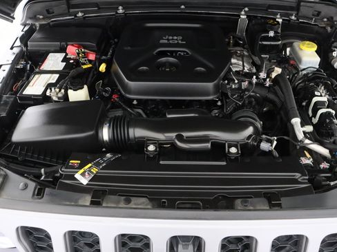 Used 2021 Jeep Wrangler Unlimited Rubicon image 39