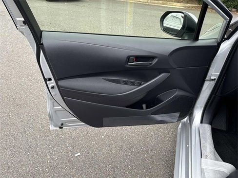 Used 2026 Toyota Corolla LE image 13