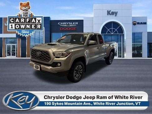 Used 2020 Toyota Tacoma TRD Sport image 1