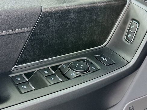 New 2026 Ford F250 XLT w/ XLT Premium Package image 23