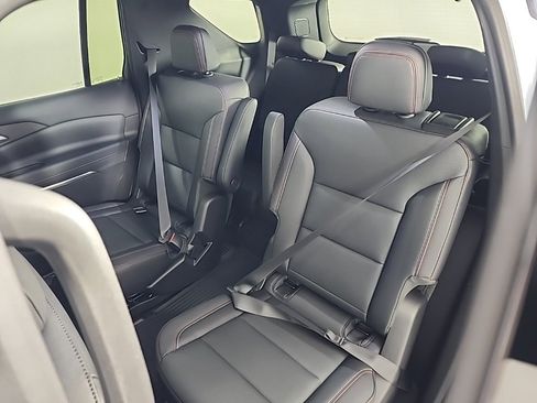 New 2026 Chevrolet Traverse Z71 w/ Driver Confidence Package image 26