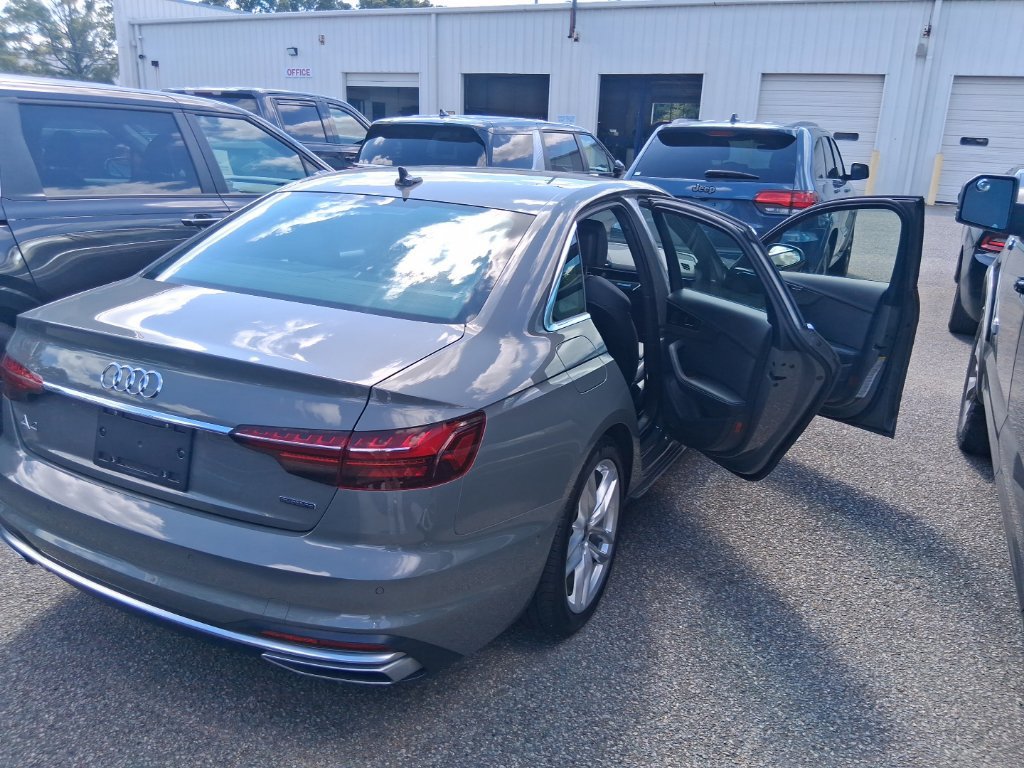 Used 2023 Audi A4 2.0T Prestige w/ Prestige Package AWD/4WD image 17