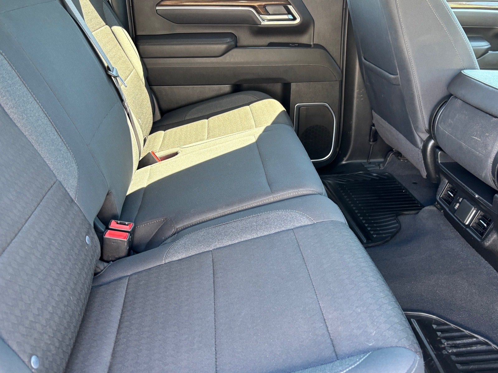 Used 2025 Chevrolet Silverado 2500 LT w/ Convenience Package AWD/4WD image 29