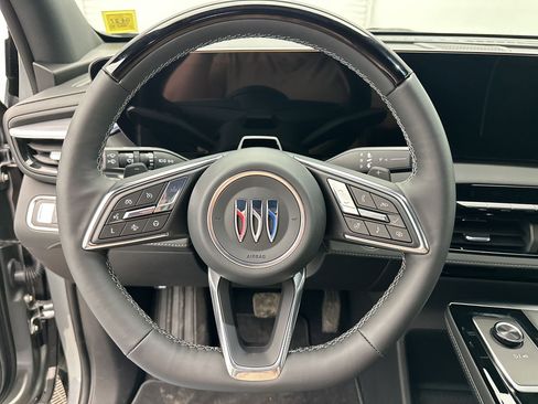 Used 2025 Buick Enclave Sport Touring AWD/4WD image 16