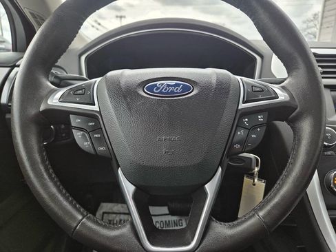 Used 2015 Ford Fusion SE w/ Equipment Group 201A image 30