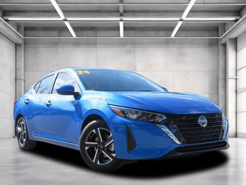Used 2024 Nissan Sentra SV image 1
