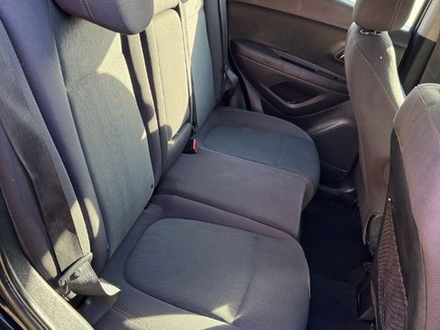 Used 2017 Chevrolet Trax LS image 15