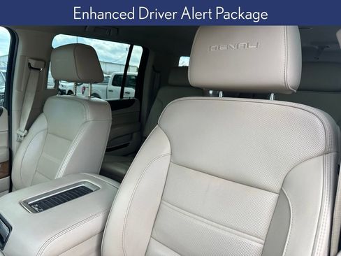Used 2020 GMC Yukon XL Denali image 8