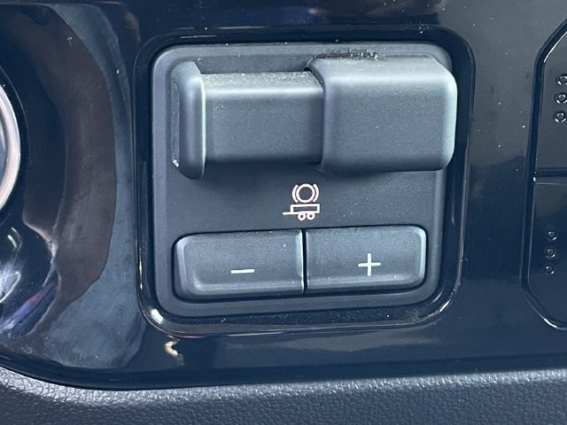 Used 2026 Chevrolet Silverado 1500 RST RWD image 21