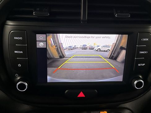 Used 2024 Kia Soul LX w/ Option Group 015 image 19