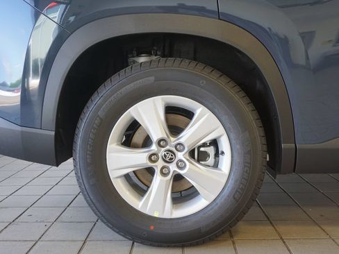 New 2026 Toyota Grand Highlander AWD image 32