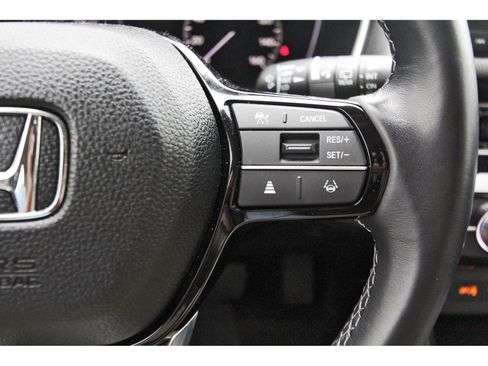 Used 2024 Honda Civic EX-L image 16