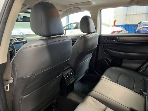 Used 2016 Subaru Outback 2.5i Limited AWD/4WD image 19
