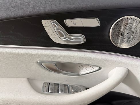 Used 2023 Mercedes-Benz E 350 Sedan image 10