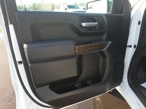 Used 2021 GMC Sierra 1500 SLE w/ X31 Off-Road Package AWD/4WD image 20