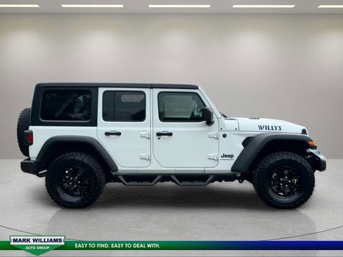 Used 2024 Jeep Wrangler Unlimited AWD/4WD image 6