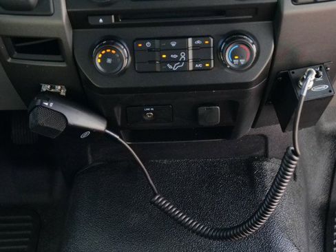 Used 2017 Ford F550 2WD Regular Cab Super Duty image 20