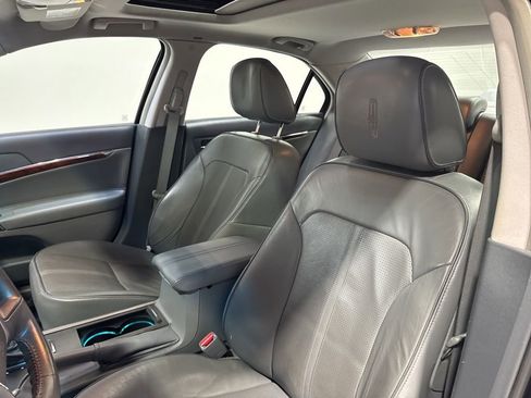 Used 2010 Lincoln MKZ AWD image 26