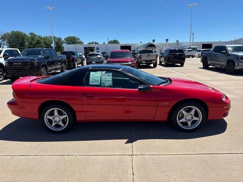 Used 1998 Chevrolet Camaro Z28 w/ SS Performance/Appearance Pkg RWD image 2