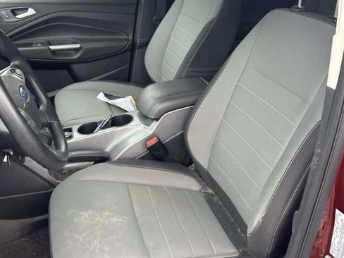 Used 2016 Ford Escape SE AWD/4WD image 2