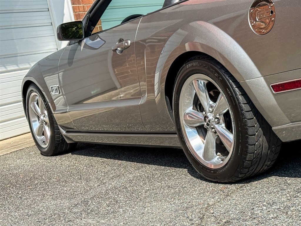 Used 2008 Ford Mustang GT RWD image 27