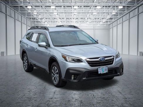 Used 2021 Subaru Outback Premium w/ Popular Package #1 AWD/4WD image 7