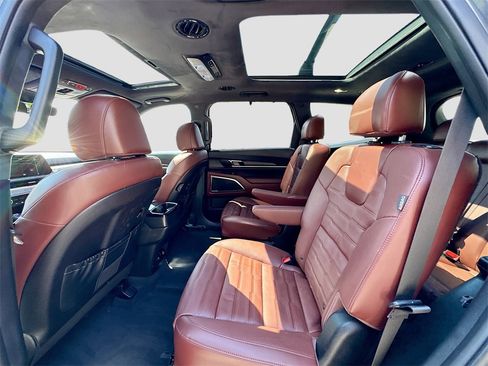 Used 2024 Kia Telluride SX Prestige image 26