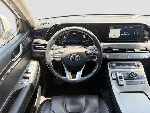Used 2021 Hyundai Palisade Limited FWD image 18