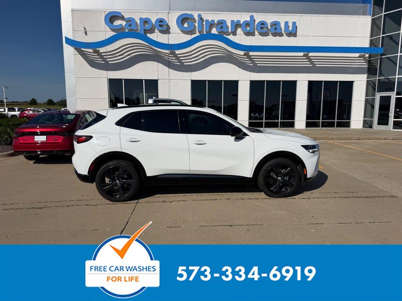 Used 2023 Buick Envision Essence w/ Sport Touring Package AWD/4WD image 1