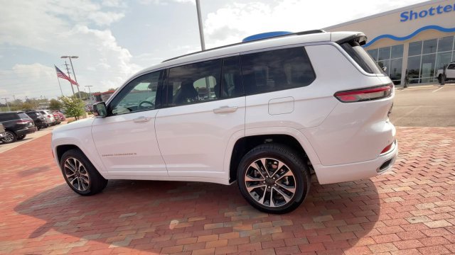 Used 2021 Jeep Grand Cherokee L Overland w/ Luxury Tech Group IV AWD/4WD image 7
