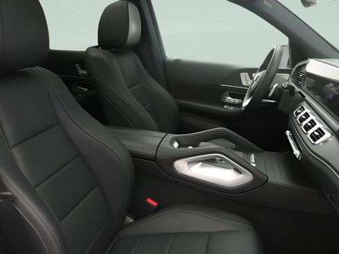 Certified 2022 Mercedes-Benz GLS 450 4MATIC image 28